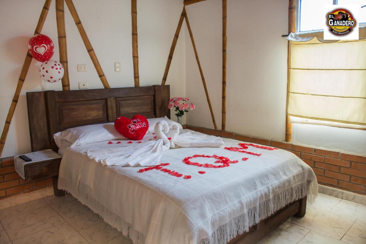 Hotel El Ganadero El Total エクステリア 写真