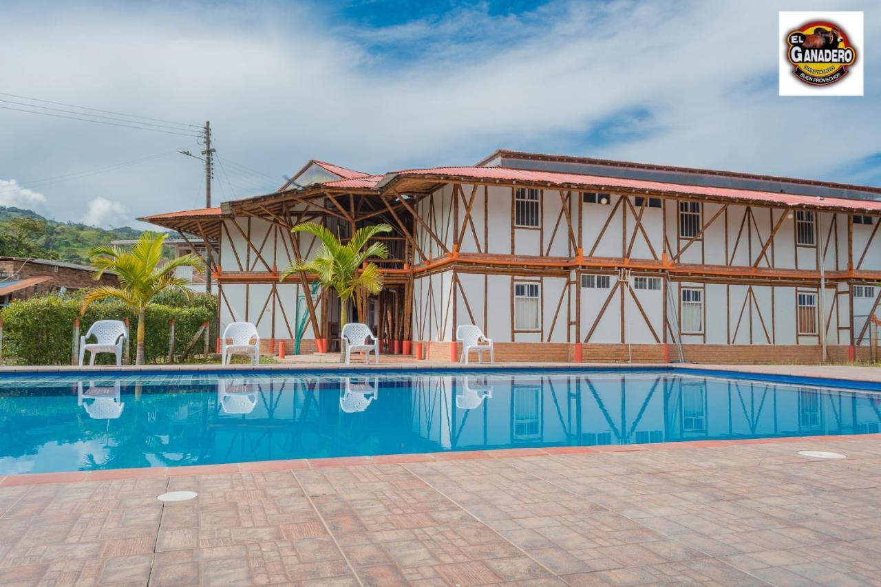 Hotel El Ganadero El Total エクステリア 写真